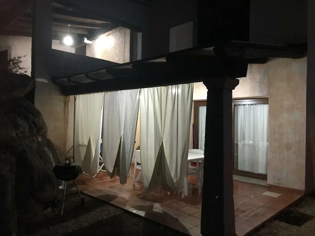 Casa Vacanze Il Pino Cannigione
